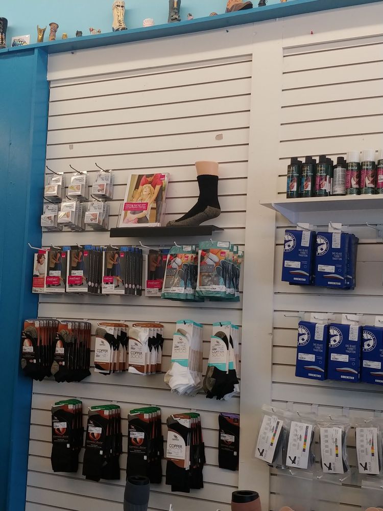 SOLE COMFORT SHOES Updated September 2024 13 Reviews 11200