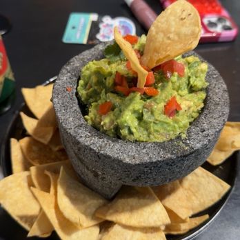 Miches - Guacamole and chips - Tacos Near Me - Albuquerque, New Mexico