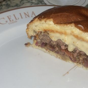 Angelina - Angelina Cheeseburger - Breakfast & Brunch Near Me - Paris, 75 Angelina - Angelina Cheeseburger - Breakfast & Brunch Near Me - Paris, 75