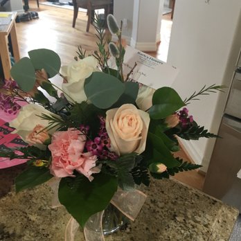 Barb's Flowers - Florists Near Me - Roseburg, Oregon Barb's Flowers - Florists Near Me - Roseburg, Oregon