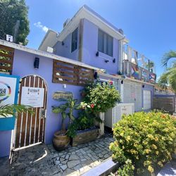 Coqui Del Mar Gay Hotel - Front of the hotel