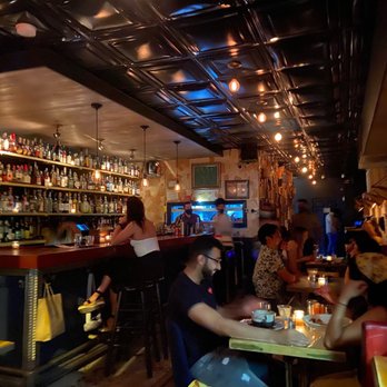 Dullboy - Inside bar - Cocktail Bars Near Me - Jersey City, New Jersey