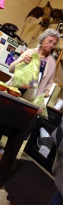 Doe's Eat Place by null