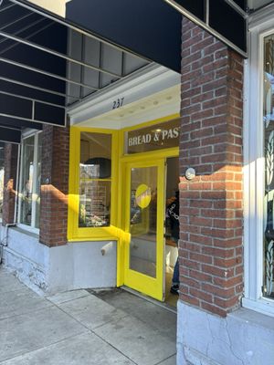 Manna Bakery by null