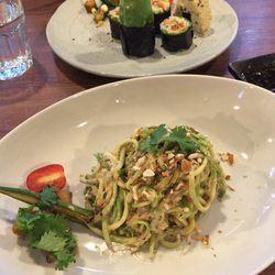 綠野林.生.活.素餐廳 - Raw pesto zucchini pasta (almonds)