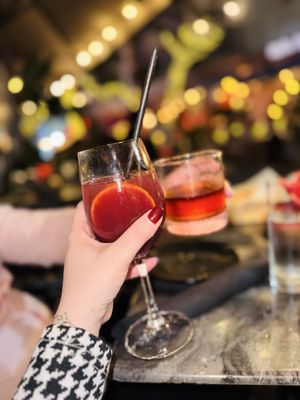 Española Cigar Bar & Lounge by null