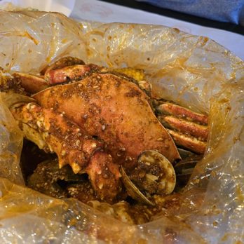 Cap’t Loui Henderson - Dungeness, king crab, and clams - Seafood Near Me - Las Vegas, Nevada Cap’t Loui Henderson - Dungeness, king crab, and clams - Seafood Near Me - Las Vegas, Nevada