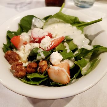 Roger Rocka's Dinner Theater - Baby Spinach & Strawberry Spring Salad, yum! - Dinner Theater Near Me - Fresno, California