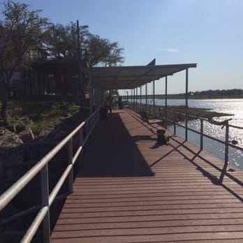 Painted Sky Inn - Fishing dock - Hotels Near Me - Burnet, Texas
