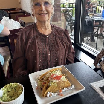 Good Bites - American tacos - Desserts Near Me - Woodbury, Minnesota Good Bites - American tacos - Desserts Near Me - Woodbury, Minnesota