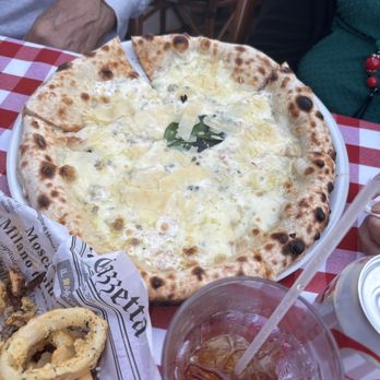 La Trattoria - Pizza Near Me - Naples, Florida