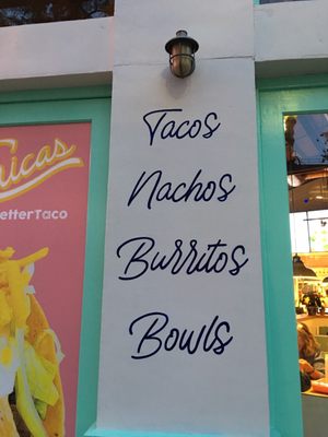 Chicas Tacos by null
