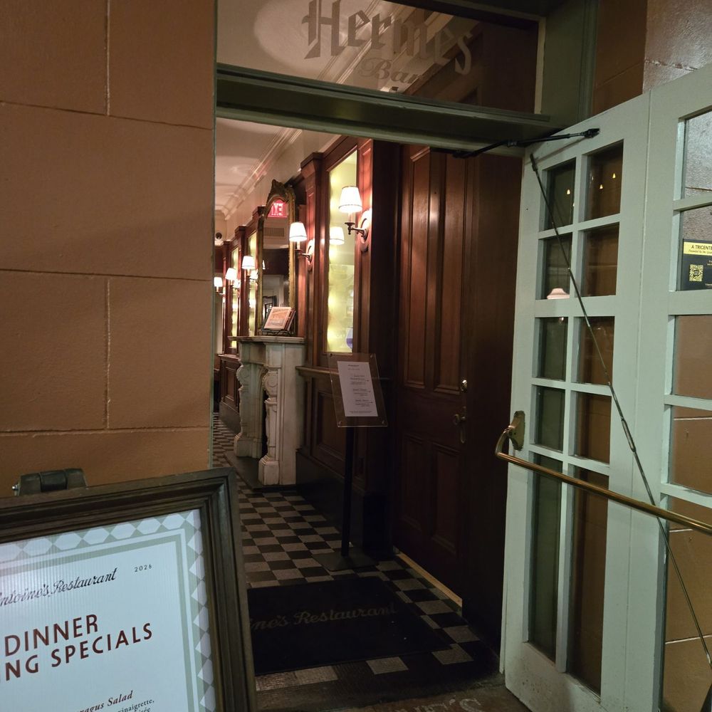Antoine's Restaurant - Entrance to the restaurant - French Near Me - New Orleans, Louisiana Antoine's Restaurant - Entrance to the restaurant - French Near Me - New Orleans, Louisiana