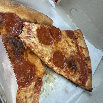 Ziggys Magic Pizza Shop - Pepperoni Slice - Pizza Near Me - Phoenix, Arizona Ziggys Magic Pizza Shop - Pepperoni Slice - Pizza Near Me - Phoenix, Arizona