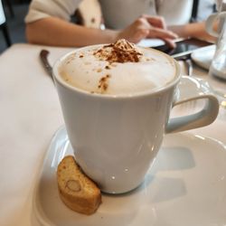 LIV Restaurant - A Latte.
