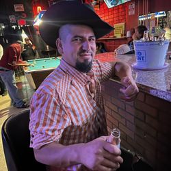 El Diamante Sport Bar