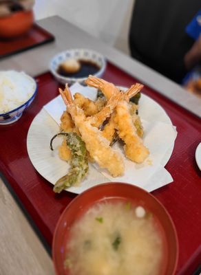 Tendon Tempura Carlos Jr by null
