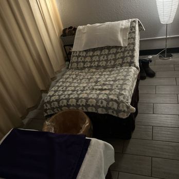 Acupressure Foot Spa - Massage Therapy Near Me - Moreno Valley, California Acupressure Foot Spa - Massage Therapy Near Me - Moreno Valley, California