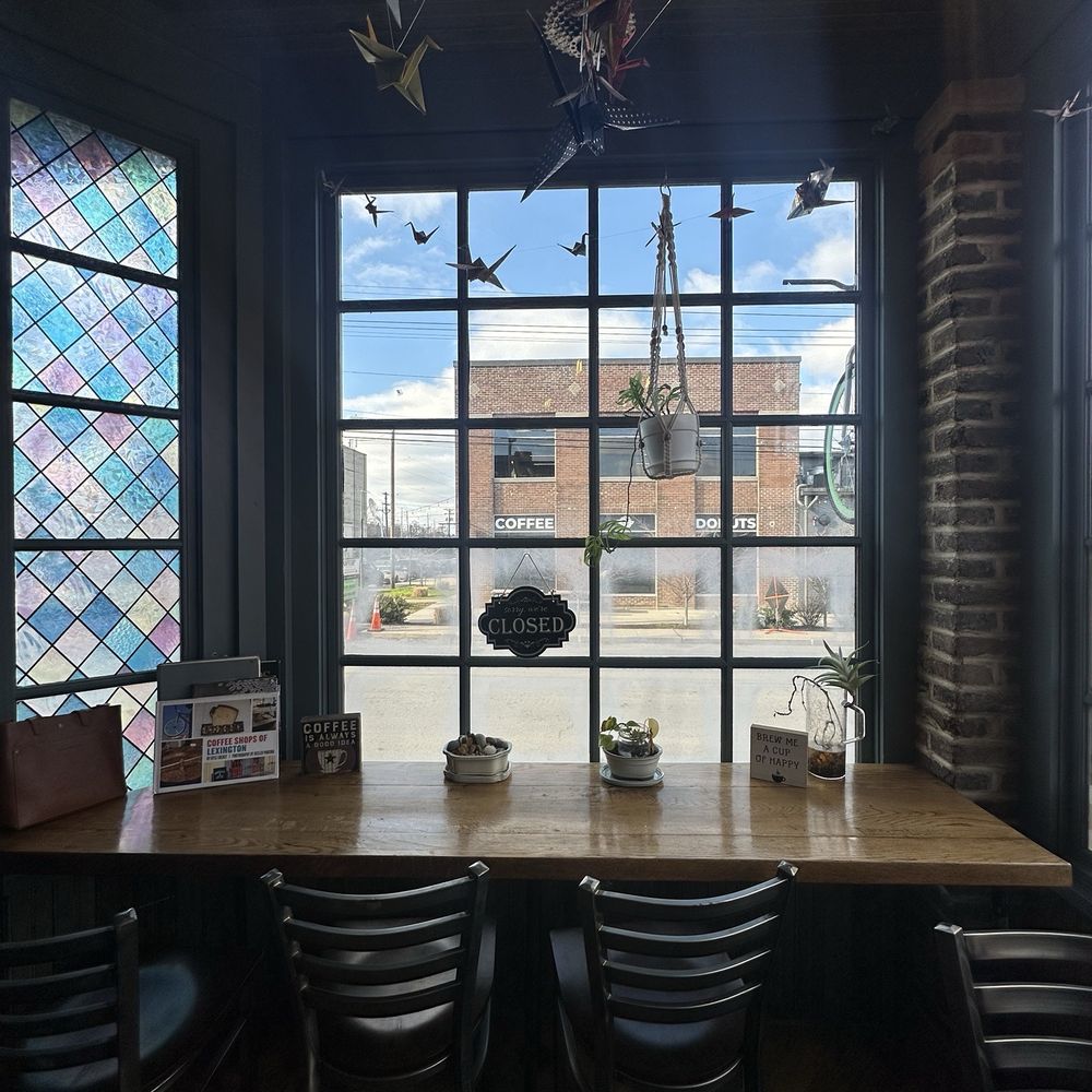Moody Mike's - Inside window seating - Vegan Near Me - Lexington, Kentucky Moody Mike's - Inside window seating - Vegan Near Me - Lexington, Kentucky