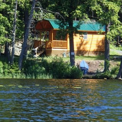 Symes Pond Cabin Rentals - We love how Boulder Bluff sits right on the water. We enjoyed the loons and the sunset from our porch.