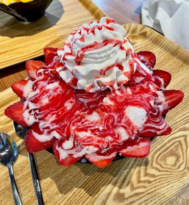 Snowbing Korean Shaved Ice by null