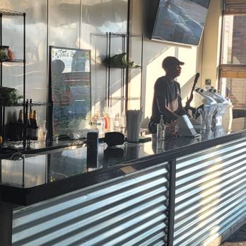 Crack & Sizzle - Juice Bars & Smoothies Near Me - Detroit, Michigan