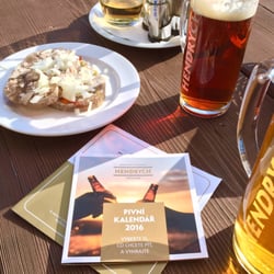 Rodinný pivovar Hendrych - Head cheese (2 kinds) with the H11 and H13 beer.
