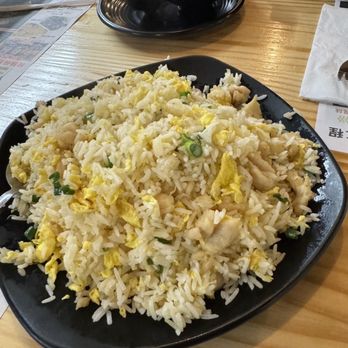 Mama Lu's Dumpling House - 26. Chicken Fried Rice - Dim Sum Near Me - Tustin, California