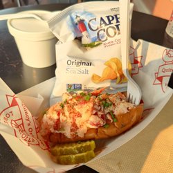 Quincy’s Original Lobster Rolls - Cape May - Lobster roll