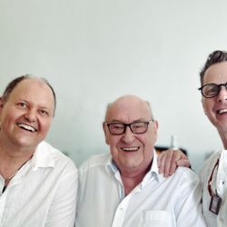 Koru Touch - Peter Mandel founder of the Mandel Institute for Esogetic Medicine in Germany. Center  Ray Pruett Left  Gregory Cartwright Right
