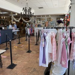 The Rose Garden Tea Room - Boutique store side