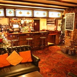 The Queens Head Inn & Restaurant
