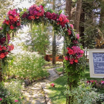 B&B Designs, LLC - The welcome arch created by B&B Designs. SO Beautful and beyond anything I was expecting! - Florists Near Me