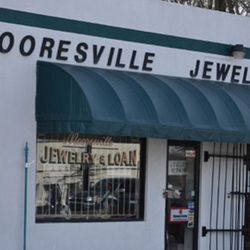 Mooresville Jewelry & Loan Pawn Shop - Mooresville Jewelry & Loan Pawn Shop Store Front In Downtown Mooresville NC
