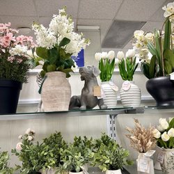Marshalls - Spring floral decorations.