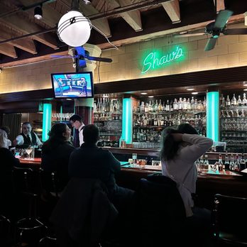 Shaw's Crab House - Bar - Seafood Near Me - Chicago, Illinois Shaw's Crab House - Bar - Seafood Near Me - Chicago, Illinois