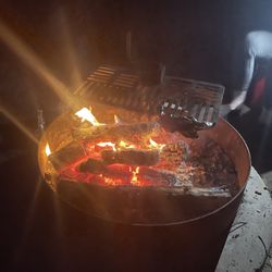 Hampshire Rocks Campground - Camp fire