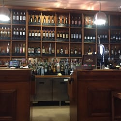 Joe's formerly Joe Daflo's - Bar area