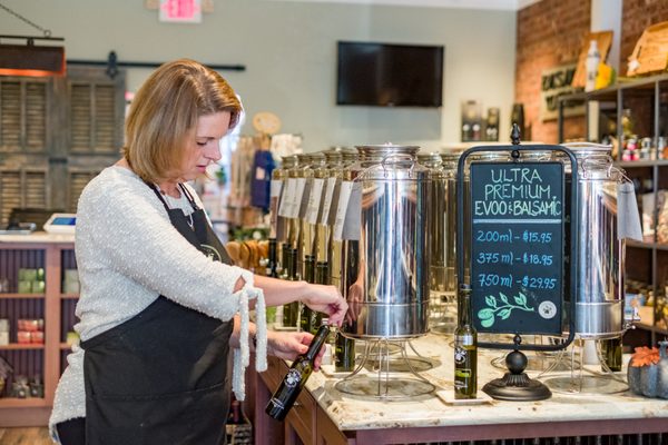 Olive R Twist Olive Oil Co by null