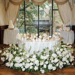 Bella's Buds - Floral arrangement