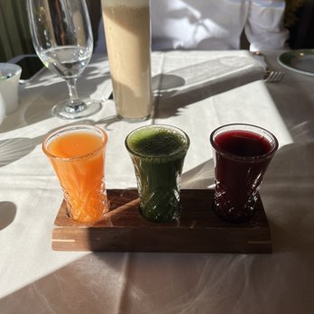 Tableau - flight of fresh juice - Breakfast & Brunch Near Me - Las Vegas, Nevada