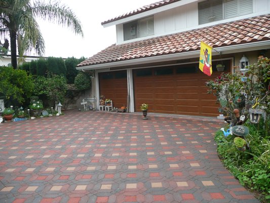 Cal Coast Roofing Raingutters Logo