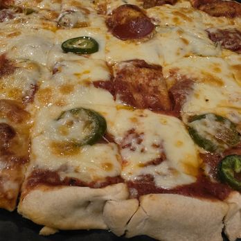 Pizza King - Pepperoni & Jalapeño medium in size. - Pizza Near Me - Council Bluffs, Iowa Pizza King - Pepperoni & Jalapeño medium in size. - Pizza Near Me - Council Bluffs, Iowa