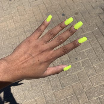 Amazing Nails & Spa - Nail Salons Near Me - Peoria, Illinois