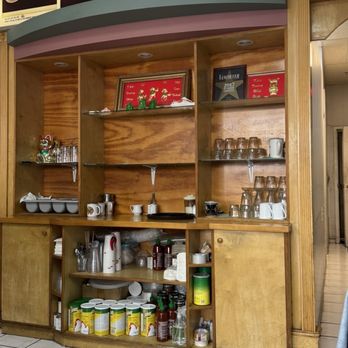 Cafe Xu Hue - Vietnamese Near Me - Vancouver, British Columbia