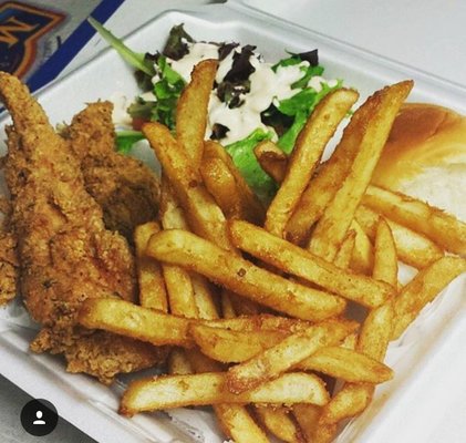 Cravin' It (Food Truck) by null