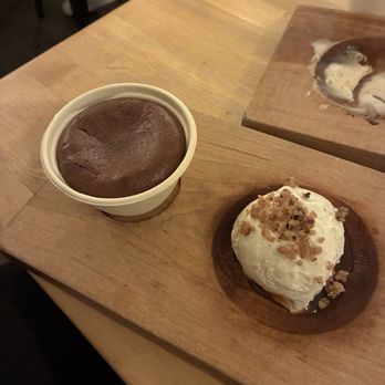 Hot Cakes - Capitol Hill - Dark Decadence Cake - Desserts Near Me - Seattle, Washington Hot Cakes - Capitol Hill - Dark Decadence Cake - Desserts Near Me - Seattle, Washington