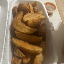 Crispy Fried chicken - Potato wedges