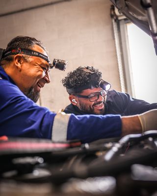 Cruz Auto & Fleet Services