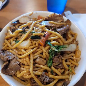 GK Mongolian BBQ - Beef, noods and more! - Asian Fusion Near Me - Sacramento, California